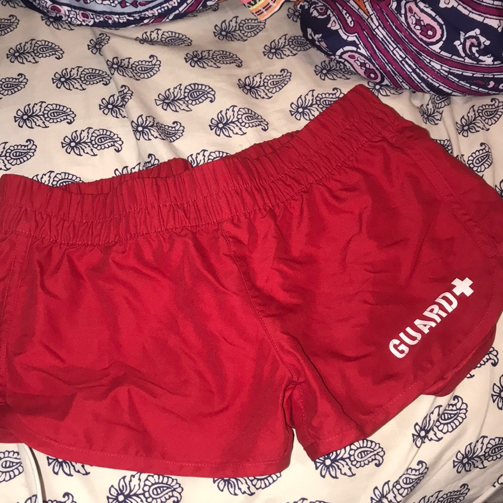 Lifeguard shorts small